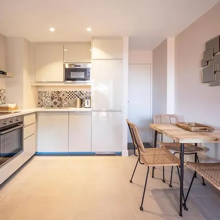 Appartamento Entièrement Rénové Avec Terrasse