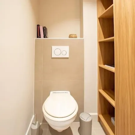 Entièrement Rénové Avec Terrasse Appartamento *