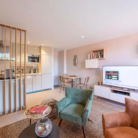 Entierement Renove Avec Terrasse Appartamento Saint-Tropez