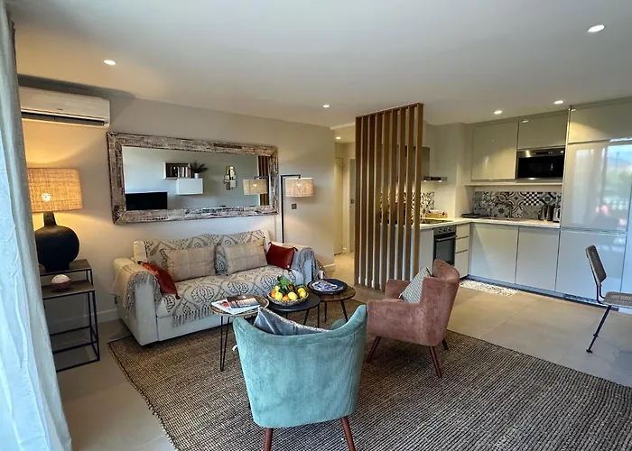 Entièrement Rénové Avec Terrasse